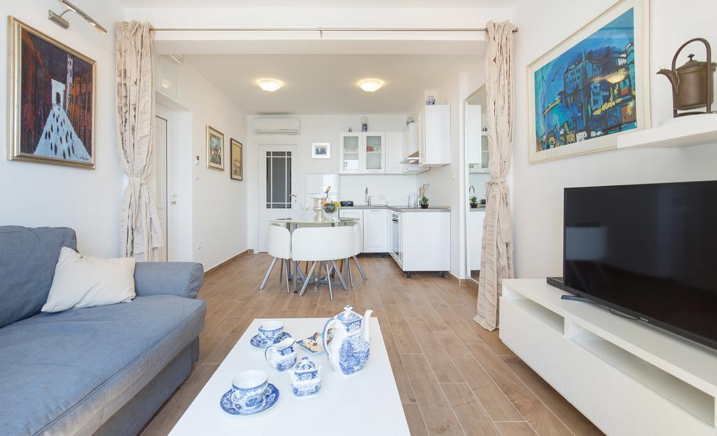 Apartment Majestic Ragusa Esterno foto